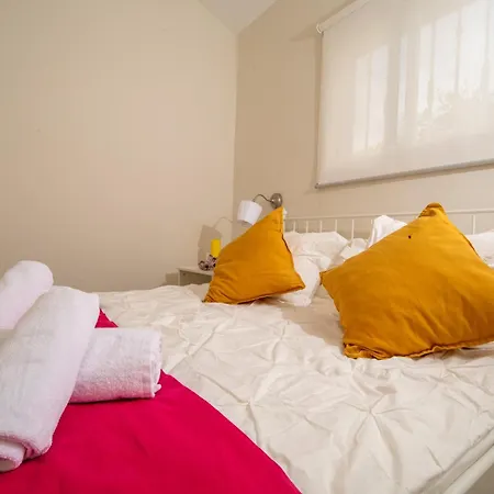 Hotel Island Village